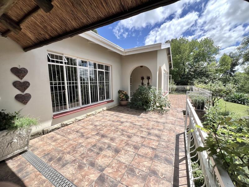 4 Bedroom Property for Sale in Lindley Free State